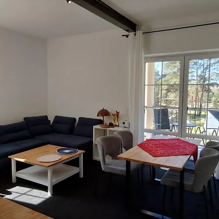Jeziorna Apartment *