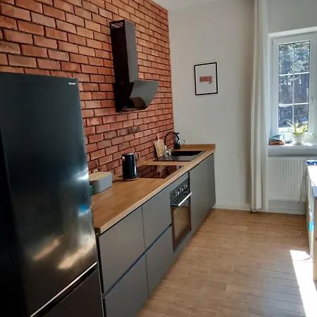 Jeziorna アパート