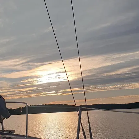 アパート Jeziorna ボルネ・スリノボ